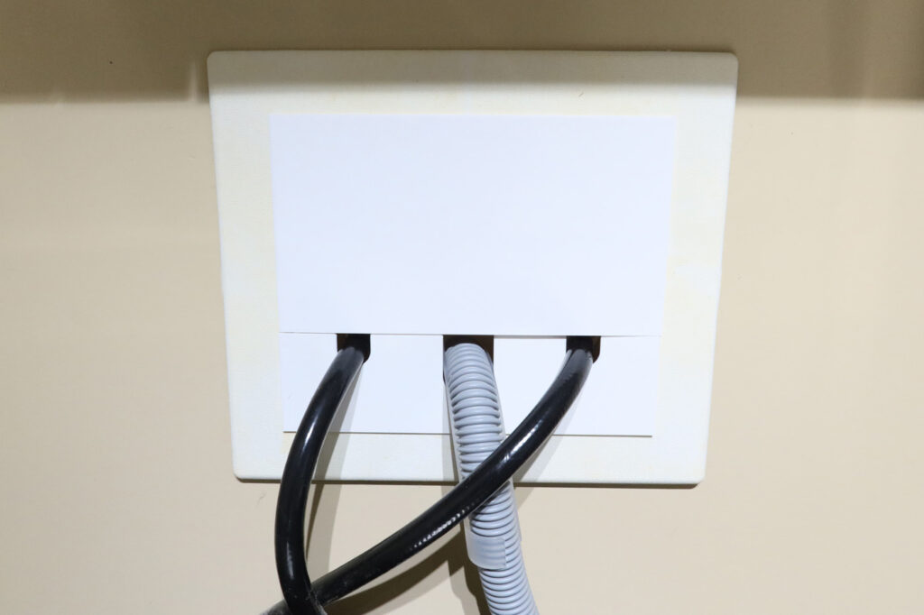 7" x 8.5" – Washer Outlet Box Cover – 3D Printed PETG